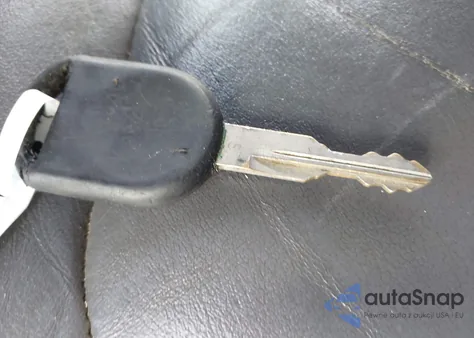 2002 Ford Explorer Sport Trac z USA, uszkodzony, nr VIN 1FMZU77E12UD08159